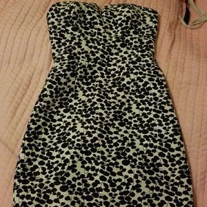 Strapless dress